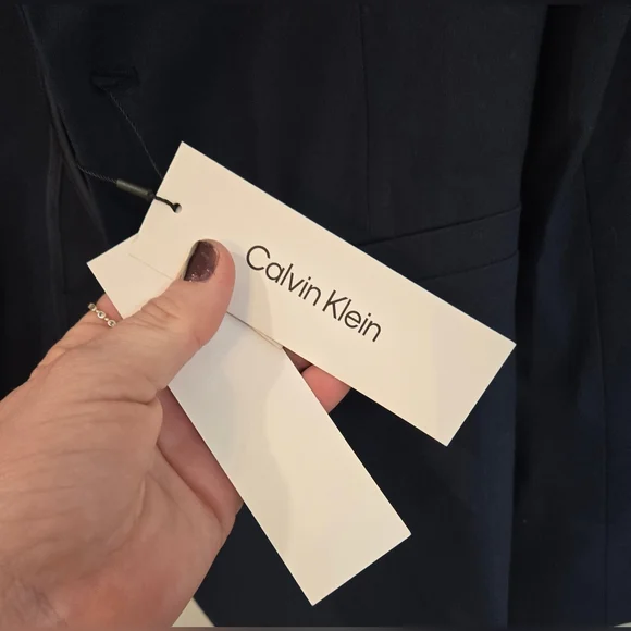 Calvin Klein Navy Blue Unisex Blazer. Slim Fit. NEW WITH TAGS. - Picture 5 of 9